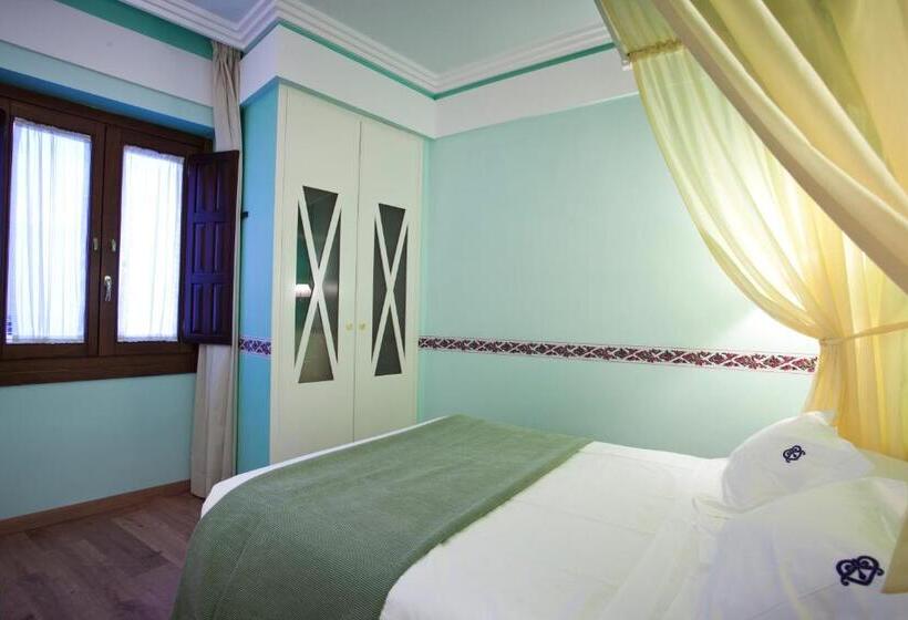 스위트, Suites Gran Via 44