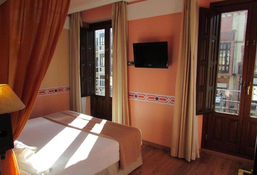 수피리어 스위트, Suites Gran Via 44