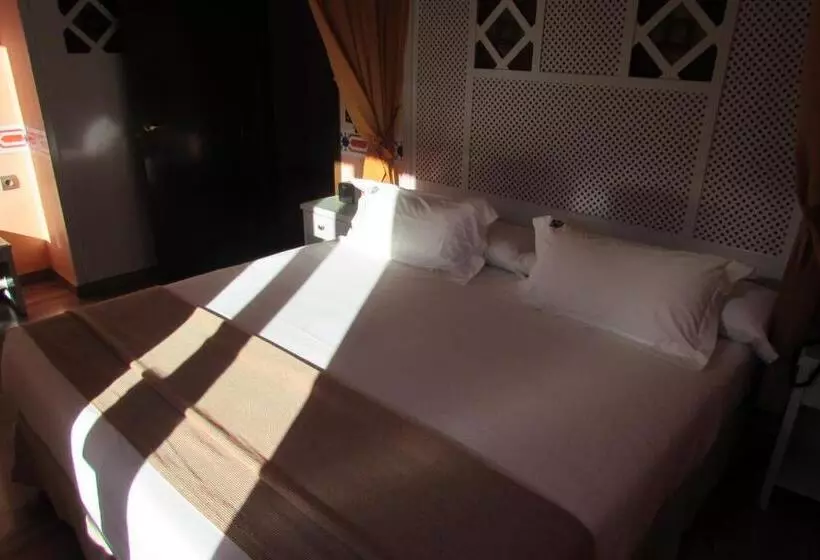 スーペリアースイート, Suites Gran Via 44