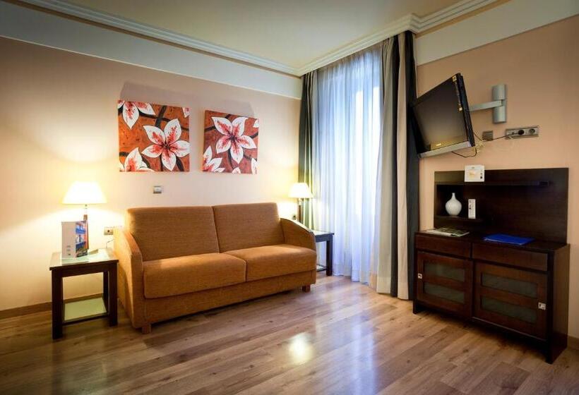 수피리어 스위트, Suites Gran Via 44