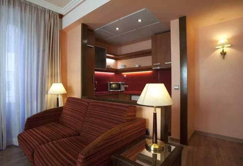 スイート, Suites Gran Via 44