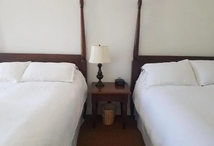 Deluxe Room Mountain View, 2417 At Oceanfront Resort Lihue Kauai Beach Drive Private Condo