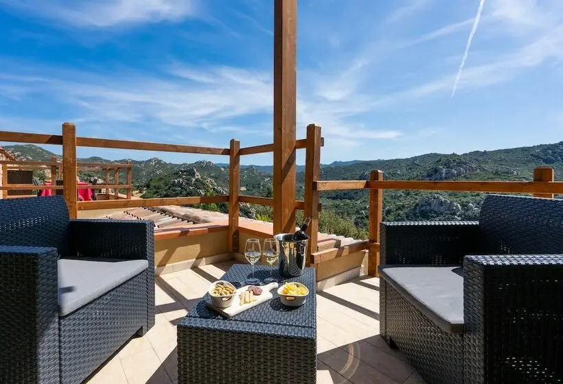 海の見える3ベッドルームアパートメント, Residence La Falata Costa Paradiso