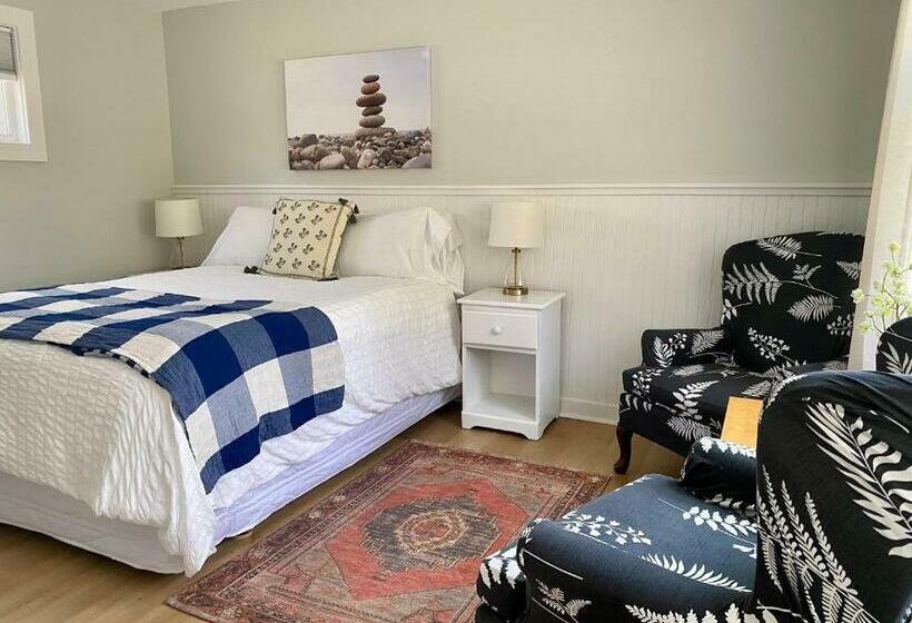 اتاق استاندارد, Hanscom's Motel & Cottages