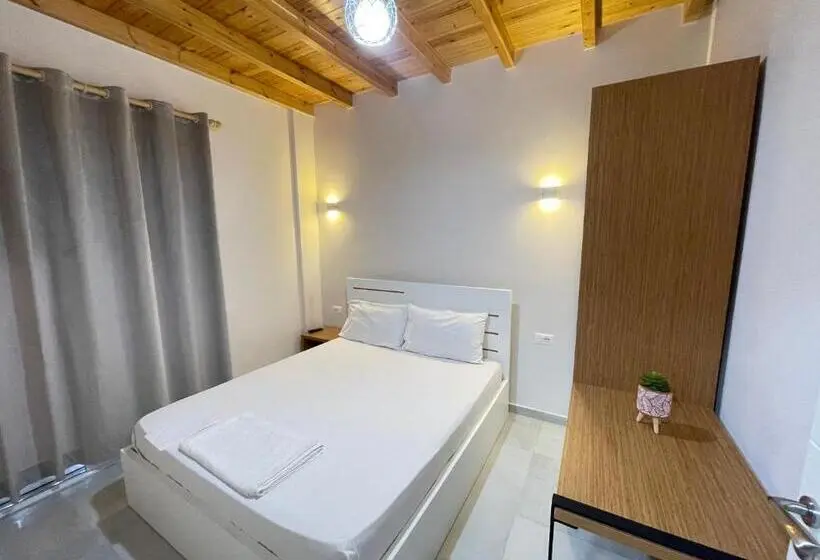 آپارتمان 2 خوابه, Maison Apartments