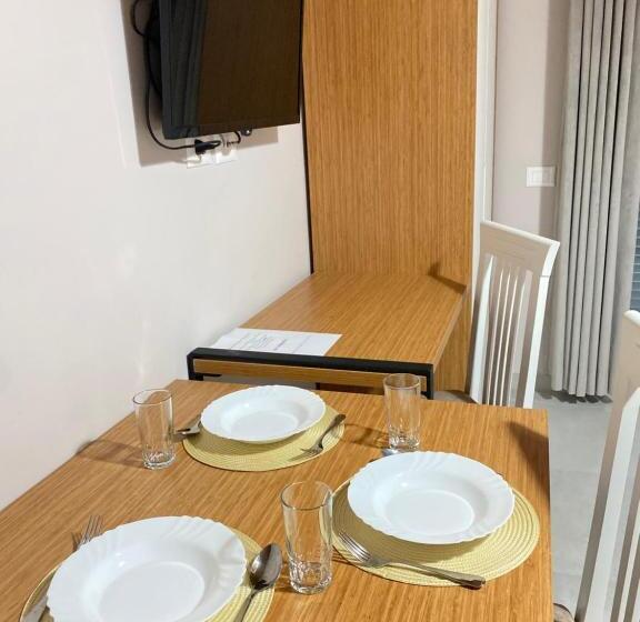 דירה בת חדר שינה 1 עם מרפסת, Maison Apartments