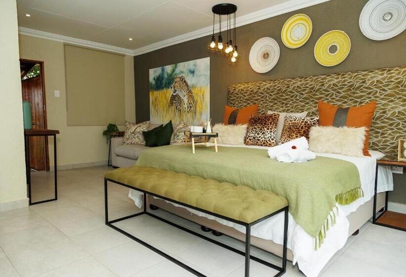 اتاق سوپریور با تخت بزرگ, Pumbaa Wildlife Park & Accommodation