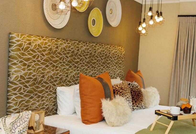 اتاق سوپریور با تخت بزرگ, Pumbaa Wildlife Park & Accommodation