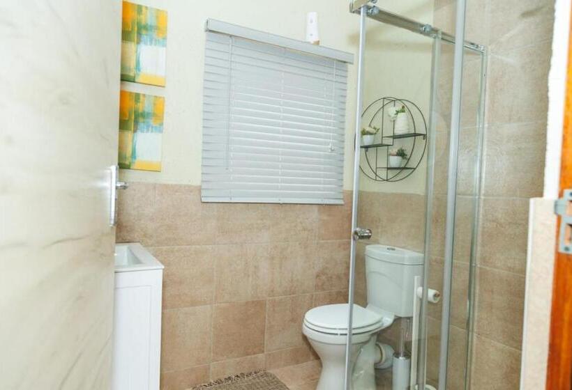 اتاق لوکس خانوادگی, Pumbaa Wildlife Park & Accommodation