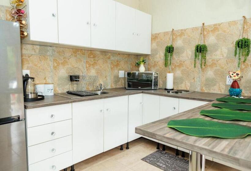 اتاق لوکس خانوادگی, Pumbaa Wildlife Park & Accommodation