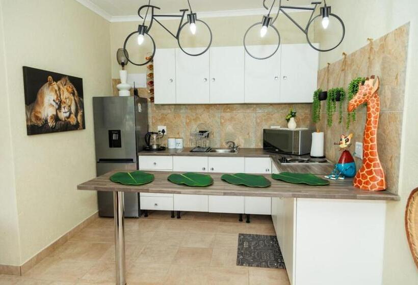 اتاق لوکس خانوادگی, Pumbaa Wildlife Park & Accommodation