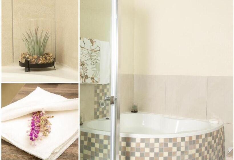 اتاق استاندارد با تخت بزرگ, Pumbaa Wildlife Park & Accommodation