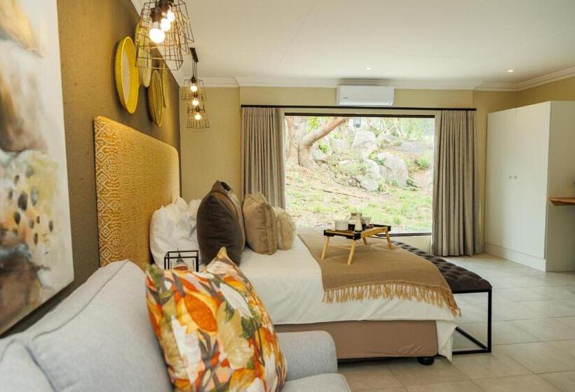 اتاق سوپریور با تخت بزرگ, Pumbaa Wildlife Park & Accommodation