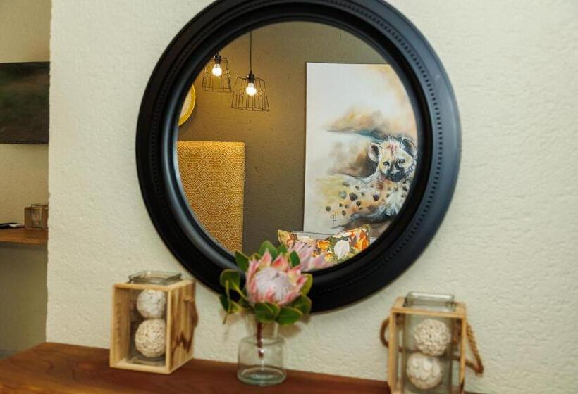 اتاق سوپریور با تخت بزرگ, Pumbaa Wildlife Park & Accommodation