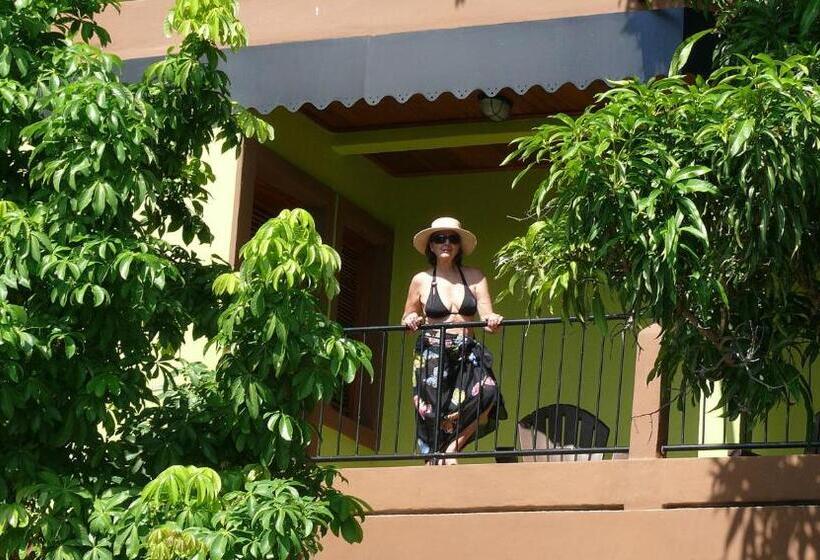 اتاق استاندارد با بالکن, Zopango Orchids Island