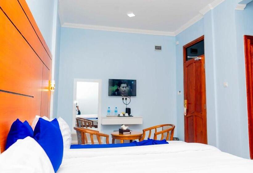 اتاق لوکس, La Stanar