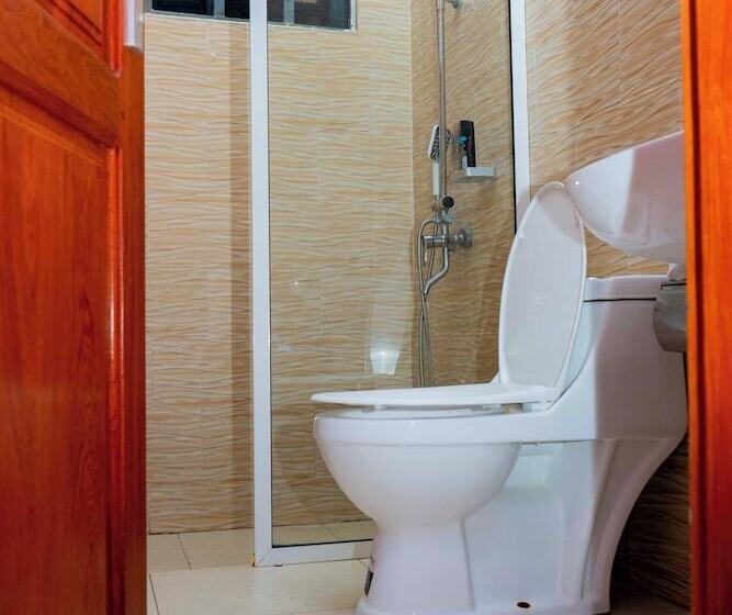 اتاق لوکس, La Stanar