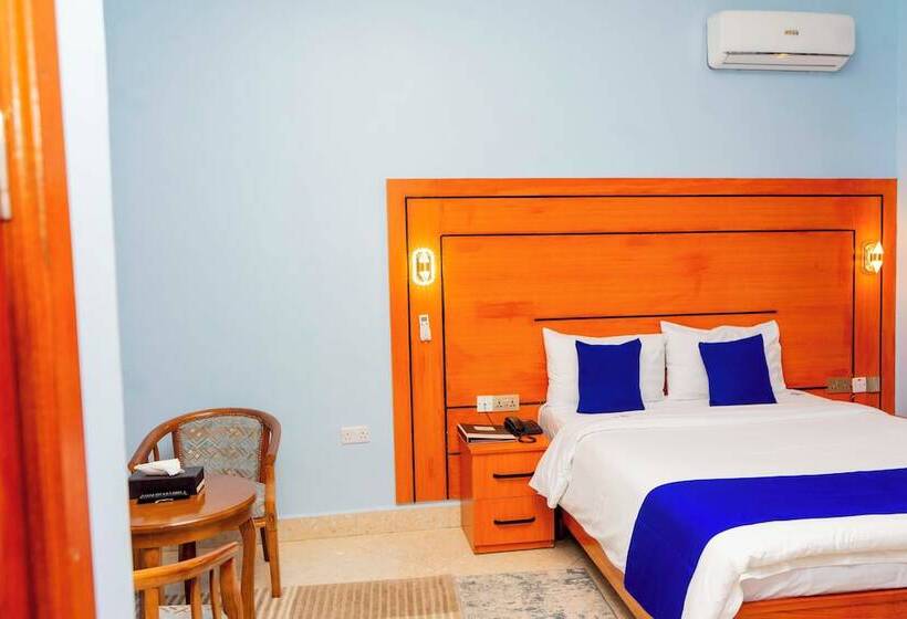 اتاق لوکس, La Stanar