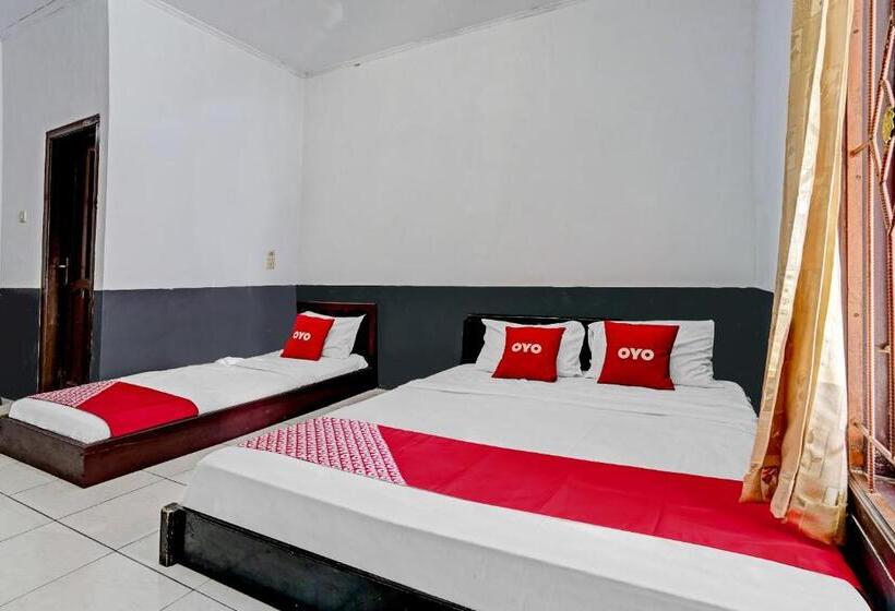 Семейный Номер Deluxe, Oyo 90405 Penginapan Sasti Kuningan
