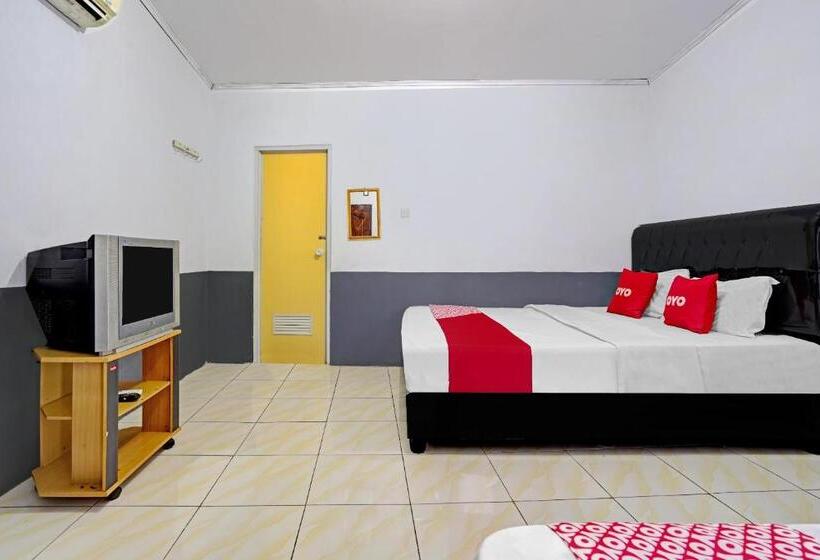 家庭间, Oyo 90405 Penginapan Sasti Kuningan