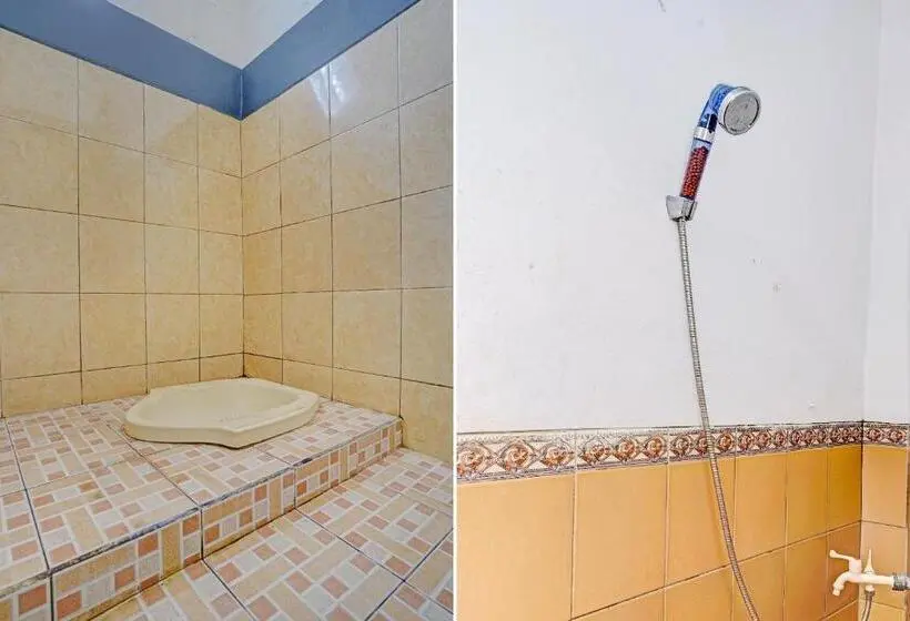 Standard Yhden Hengen Huone, Oyo 90405 Penginapan Sasti Kuningan