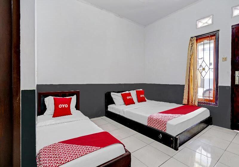 豪华家庭房间, Oyo 90405 Penginapan Sasti Kuningan