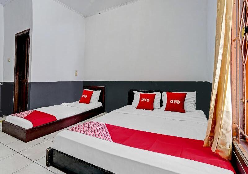 豪华家庭房间, Oyo 90405 Penginapan Sasti Kuningan