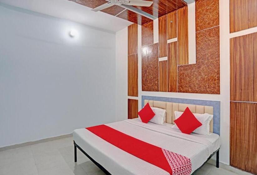 اتاق کلاسیک سه تخته, Oyo Nod1223 Cross Town  & Restaurants