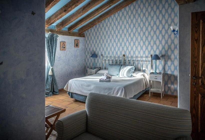 غرفة ديلوكس مزوَّدة بجاكوزي, Posada Restaurante Fuenteplateada