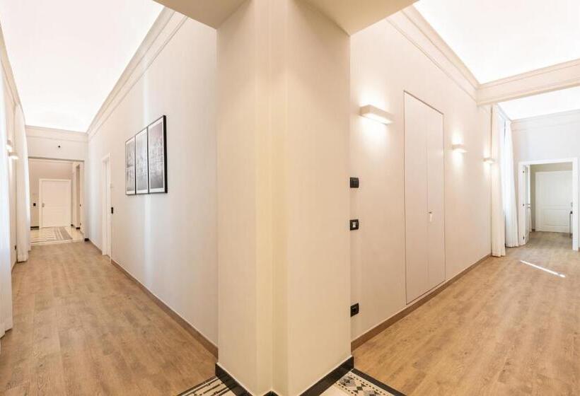 اتاق لوکس, Foresteria Di Piazza Cavour   Luxury Suites & Guest House