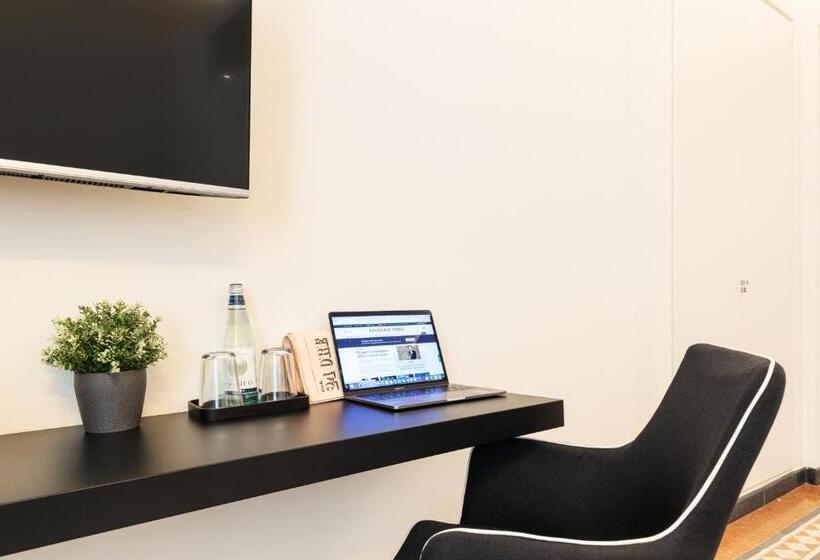 اتاق لوکس, Foresteria Di Piazza Cavour   Luxury Suites & Guest House