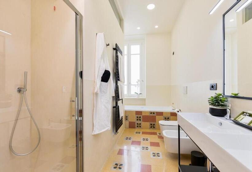 اتاق اجرایی, Foresteria Di Piazza Cavour   Luxury Suites & Guest House