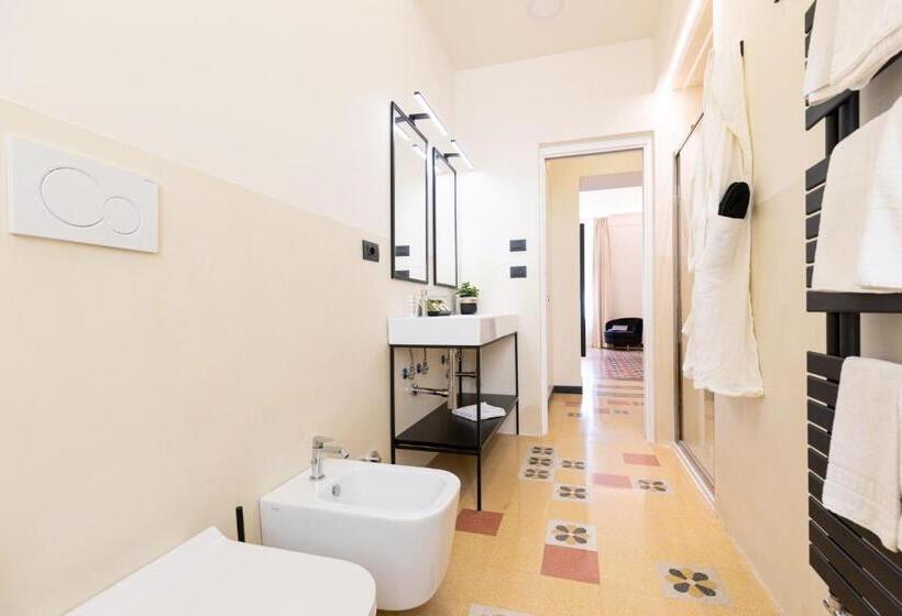 اتاق اجرایی, Foresteria Di Piazza Cavour   Luxury Suites & Guest House