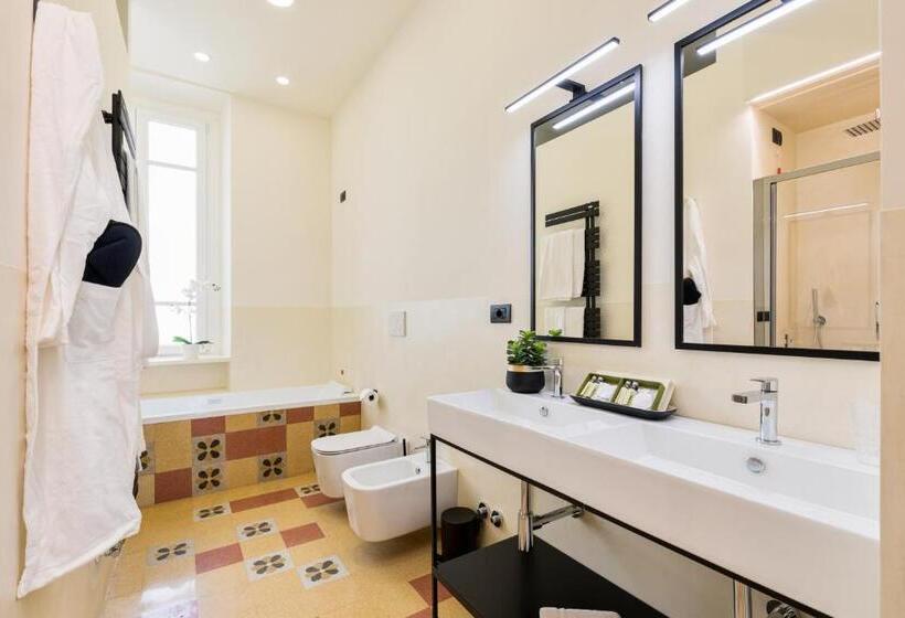 اتاق اجرایی, Foresteria Di Piazza Cavour   Luxury Suites & Guest House