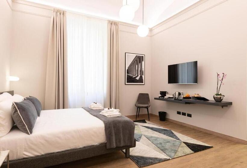 اتاق سوپریور سه تخته, Foresteria Di Piazza Cavour   Luxury Suites & Guest House