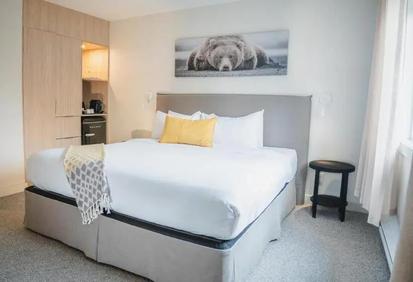اتاق لوکس با تخت بزرگ, Suites Du Lac Moore By Manitonga