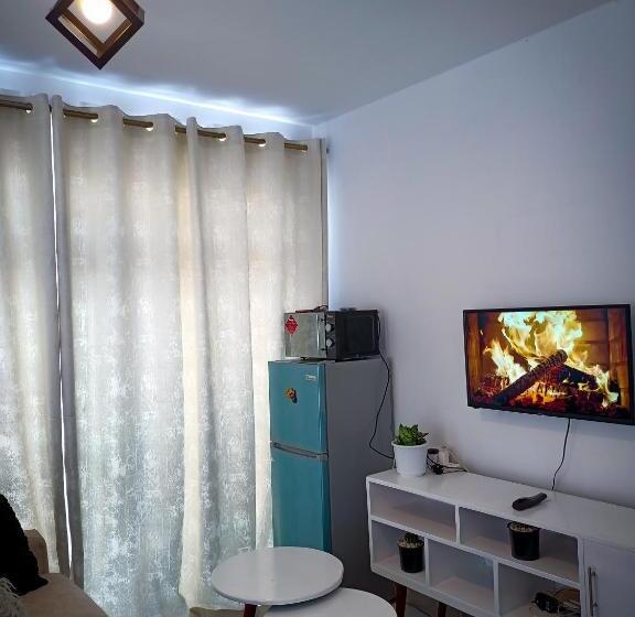 اتاق استاندارد, Racecourse Gardens Apartment