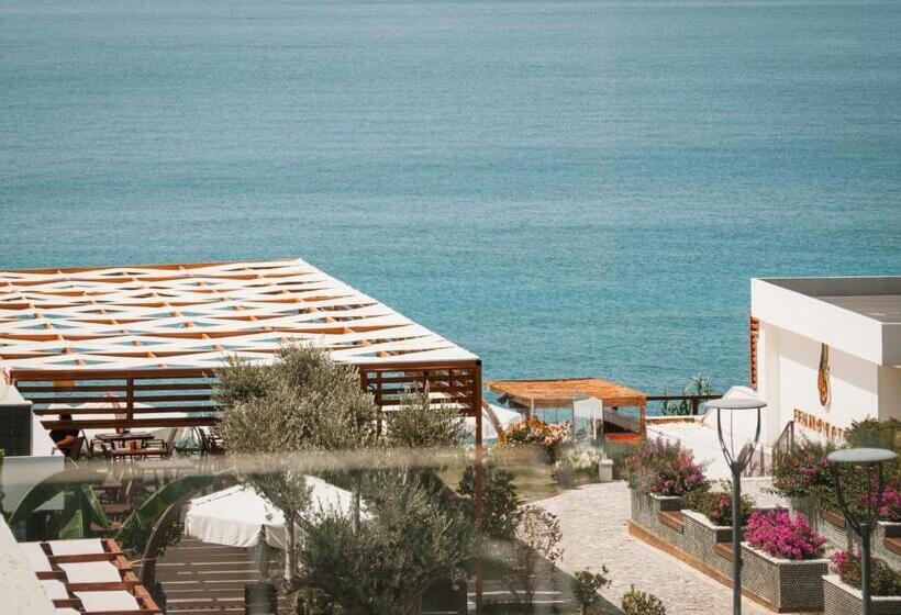 Tengerre Néző Deluxe Szoba Erkéllyel, Feniks