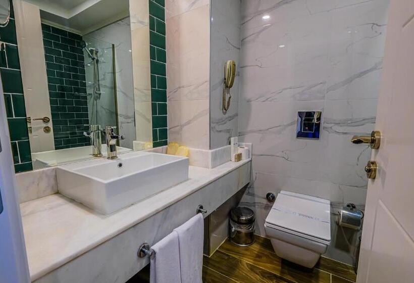 Háromágyas Comfort Szoba, Feniks