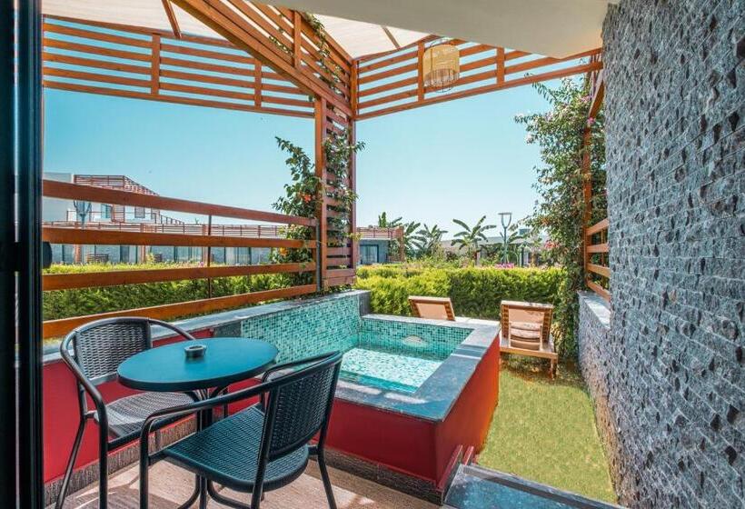 Háromágyas Comfort Szoba, Feniks