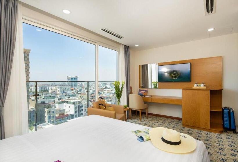 Deluxe room with river view, Lamanga Hotel & Suites