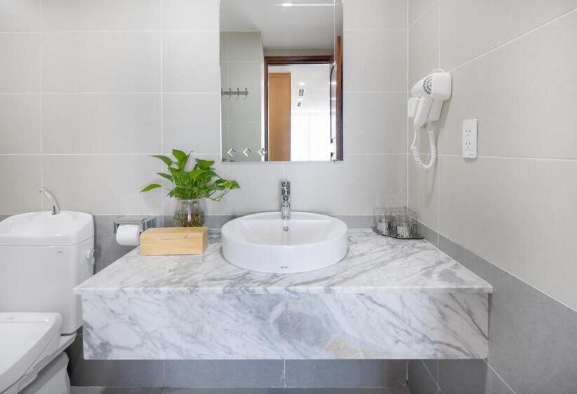 Standard studio with river view, Lamanga Hotel & Suites