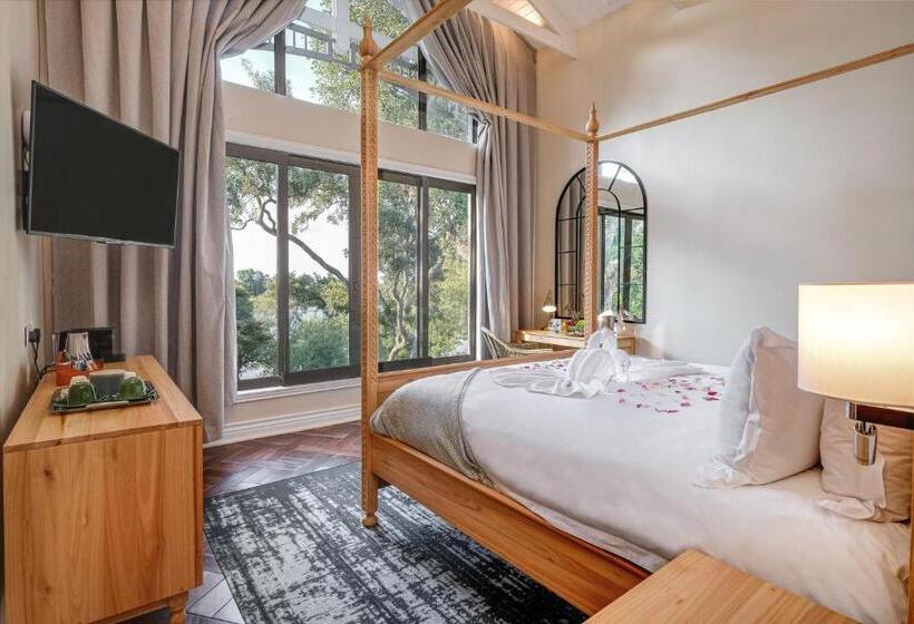 سوئیت با بالکن, Palm River