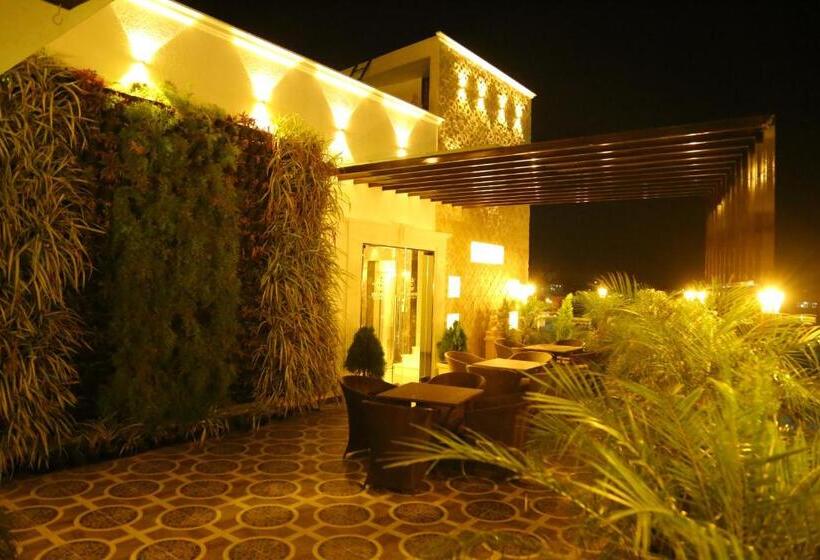 패밀리 스위트, Vsr Grand