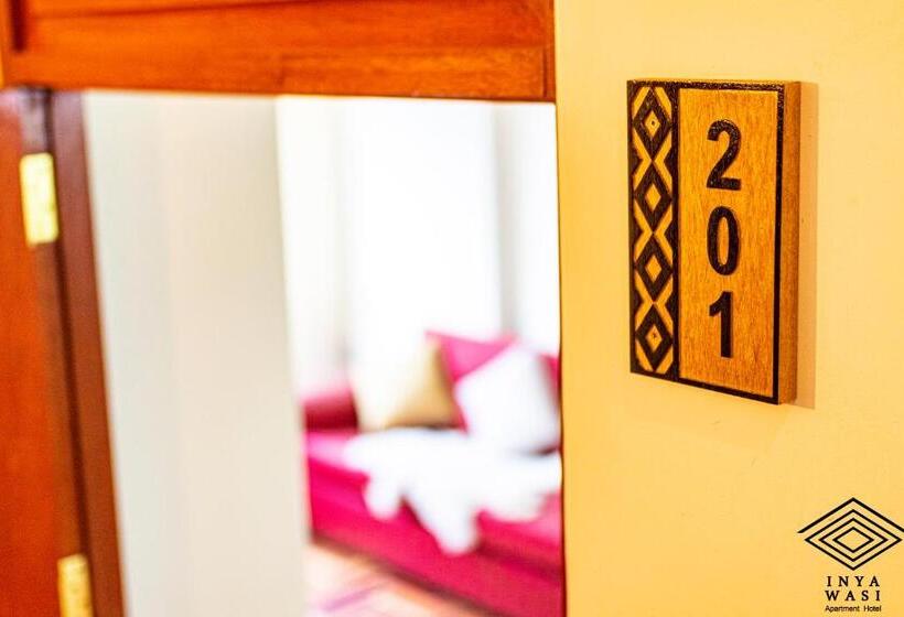 شقة غرفتين, Inyawasi Apartment