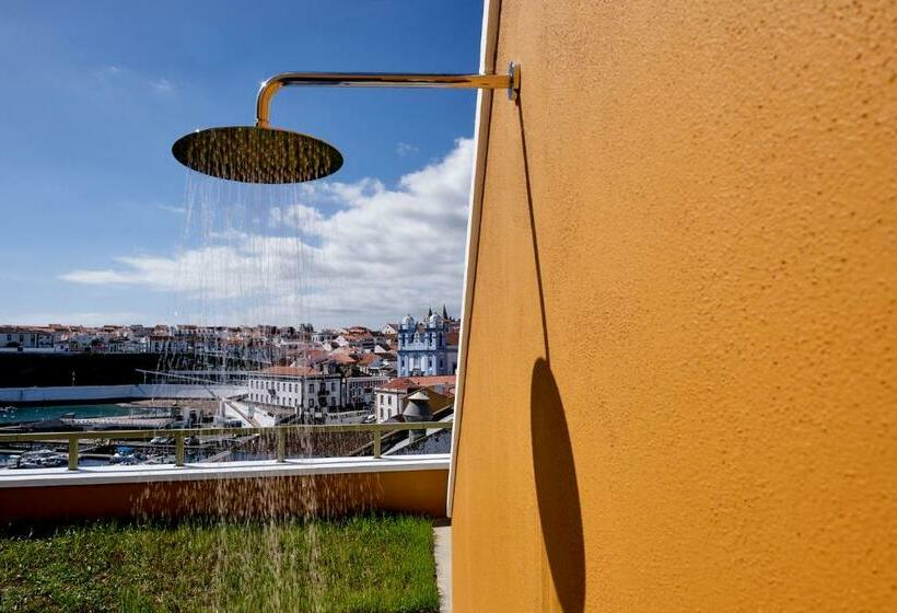 Номер Deluxe Вид на Море, Mid Atlantic Boutique Hostel