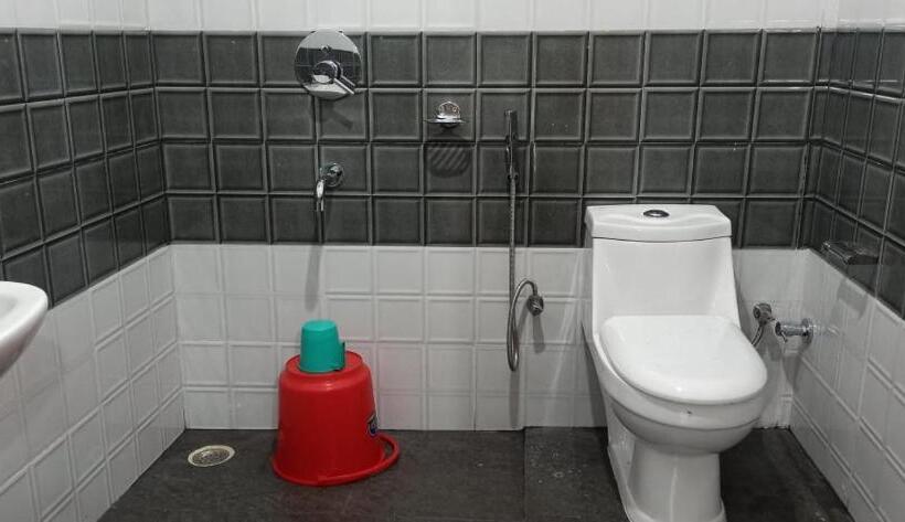 سوییت خانوادگی, Sonar Tori