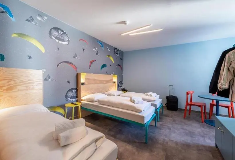 スタンダードトリプルルーム, Meininger Hotel Innsbruck Zentrum