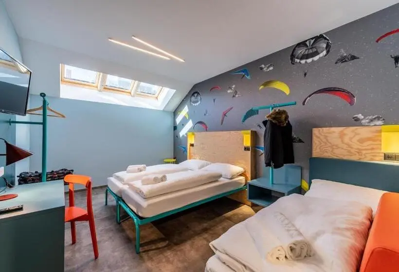 スタンダードトリプルルーム, Meininger Hotel Innsbruck Zentrum