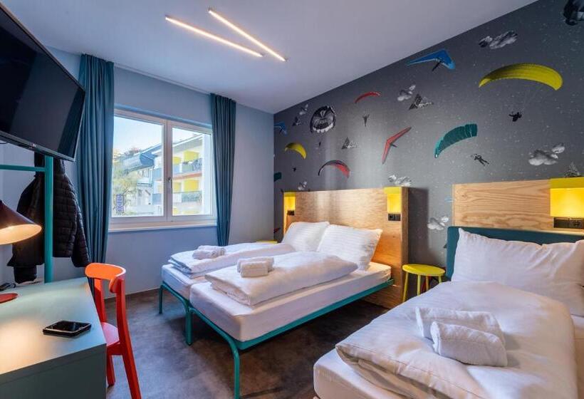 Номер Стандарт Трехместный, Meininger Hotel Innsbruck Zentrum